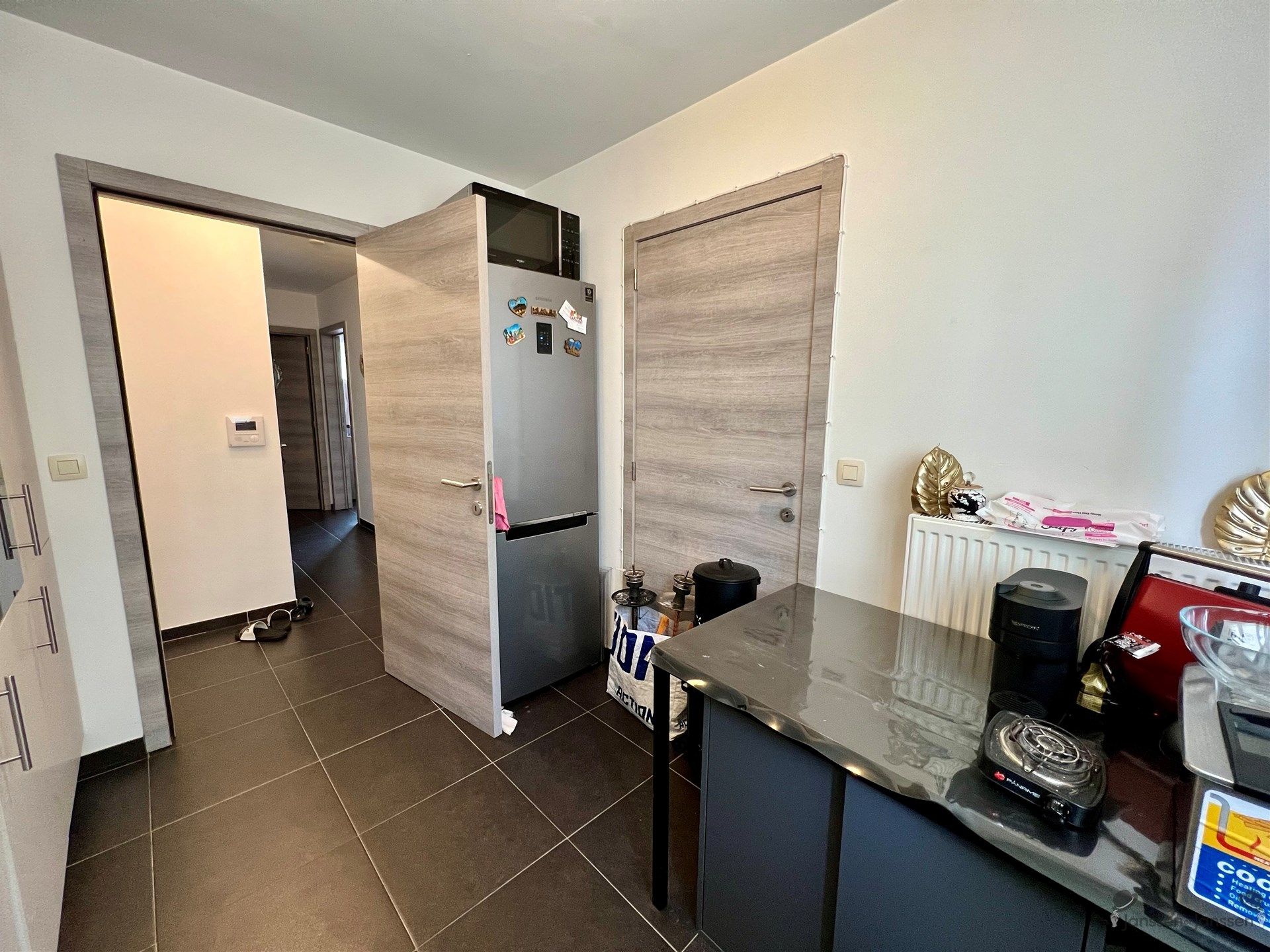 2 slaapkamer appartement met garage foto 5