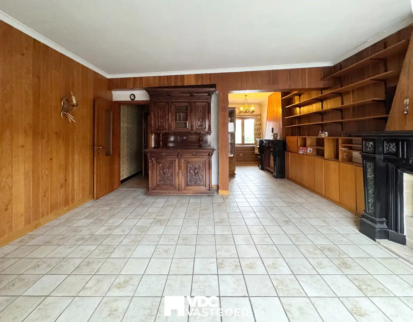 Te renoveren woning met werkplaats, garage en veel potentieel foto 5