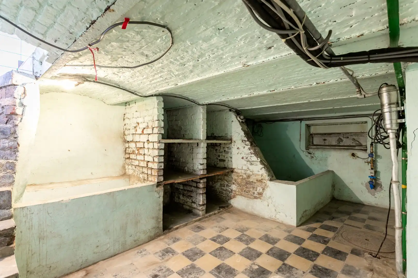 Karaktervol handelshuis op een gunstige ligging in hartje Halle foto 16