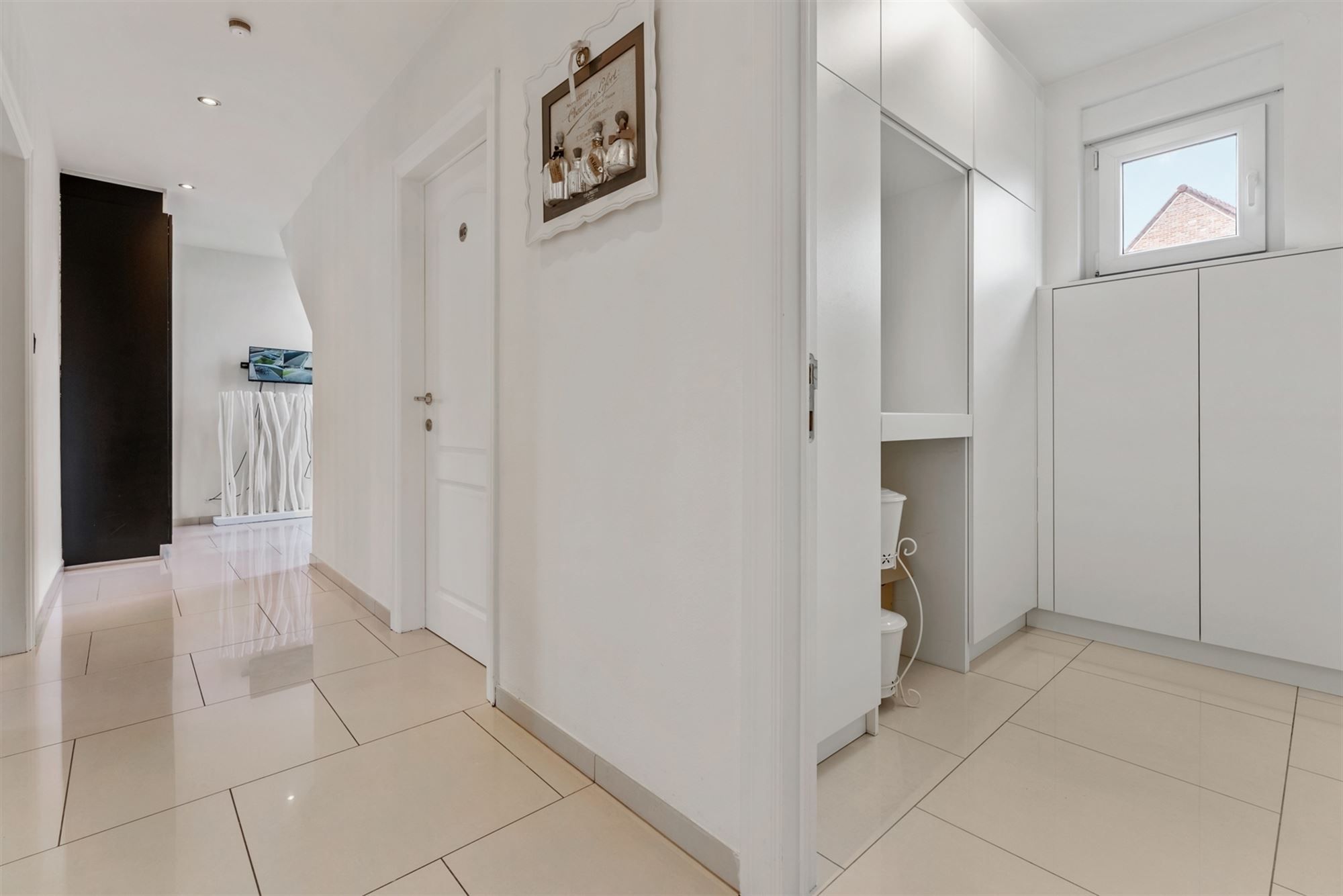 ZEER RUIME WONING MET 5 LAAPKAMERS OP RUSTIGE DOCH CENTRALE LIGGING IN KOERSEL foto 9