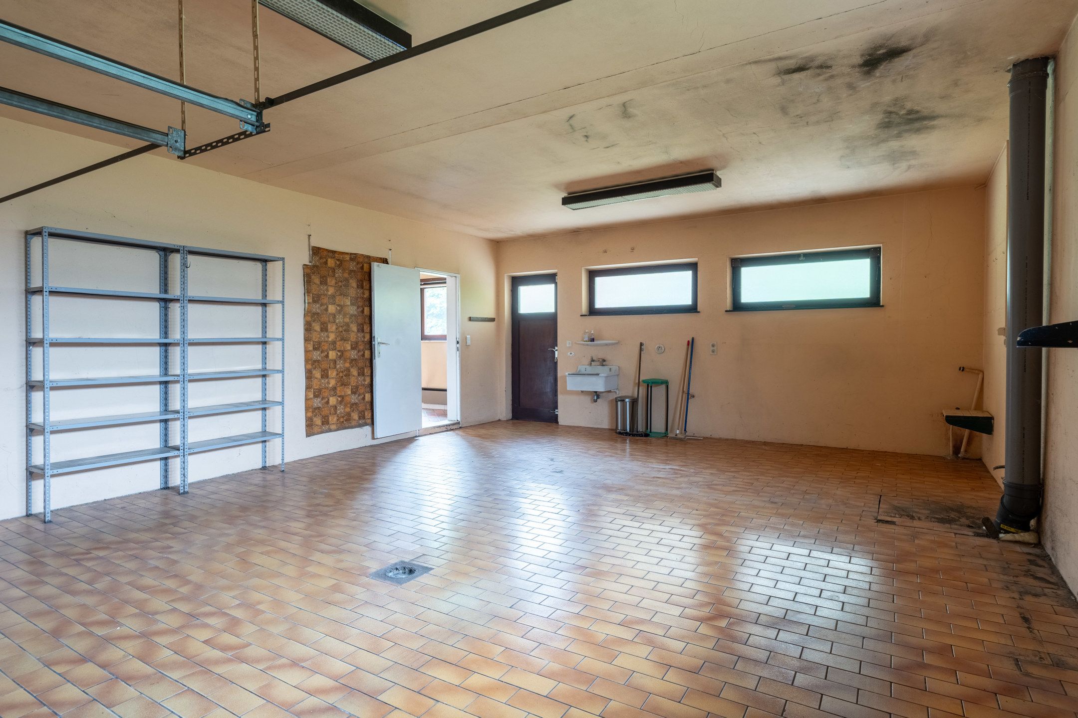 Tijdloze, te renoveren, gelijkvloerswoning op residentiële ligging op 1.400 m² foto 25