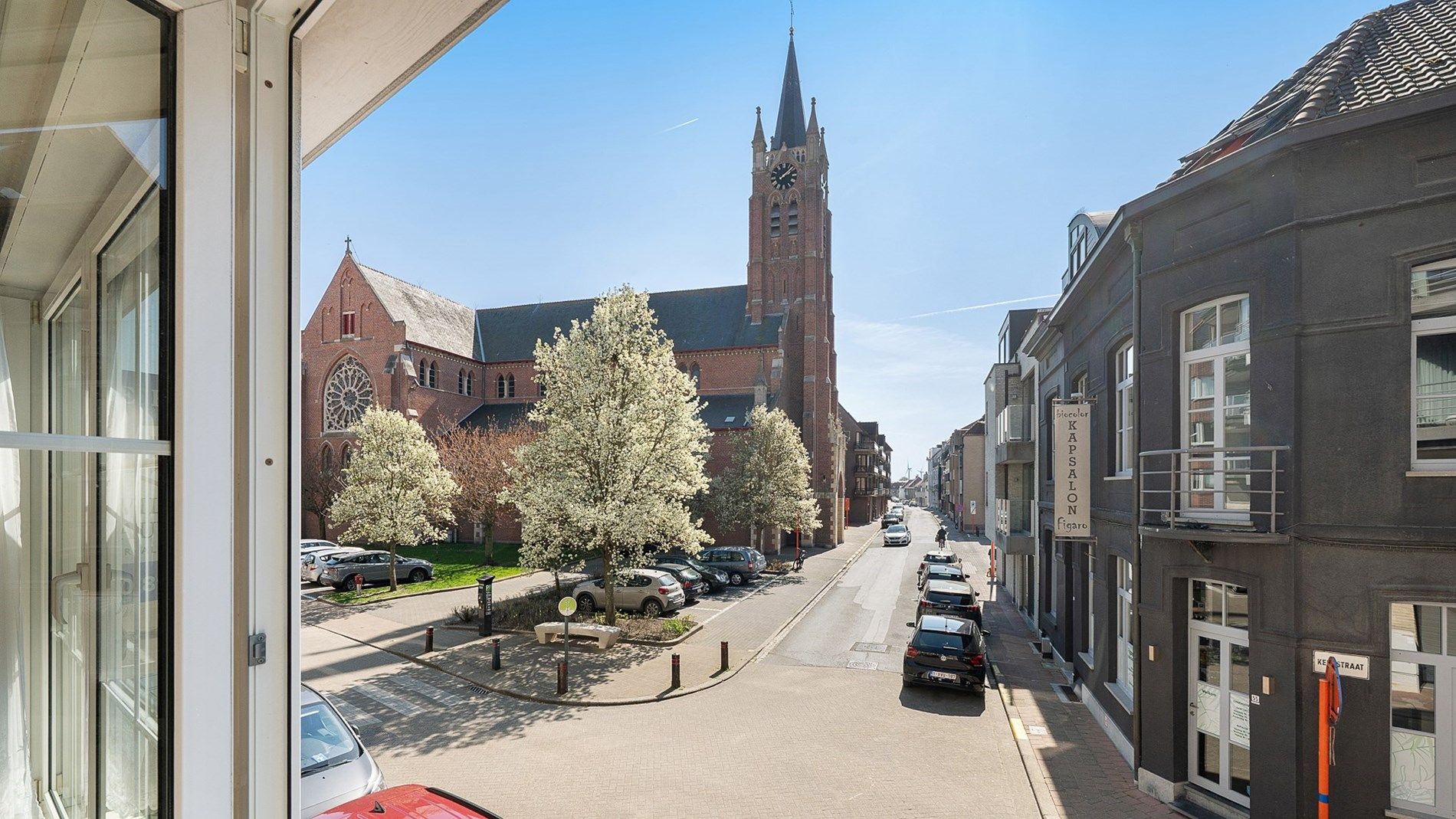 Centraal gelegen huis met het strand van Heist om de hoek foto 2