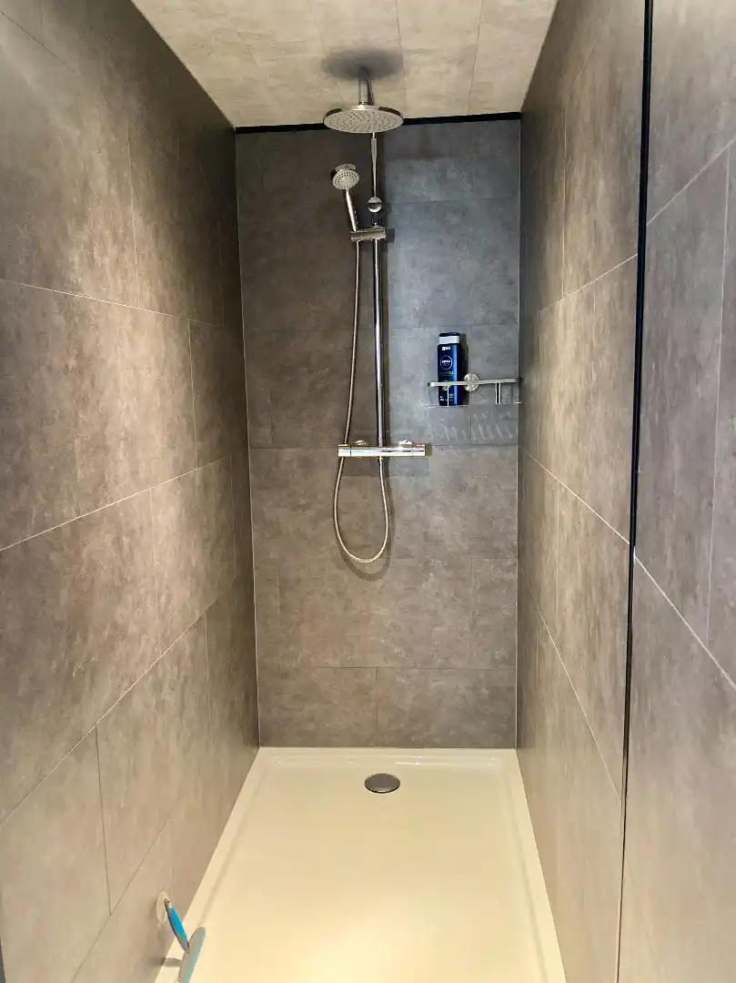 Instapklare rijwoning in het hart van Harelbeke met uitweg voor fietsen foto 13