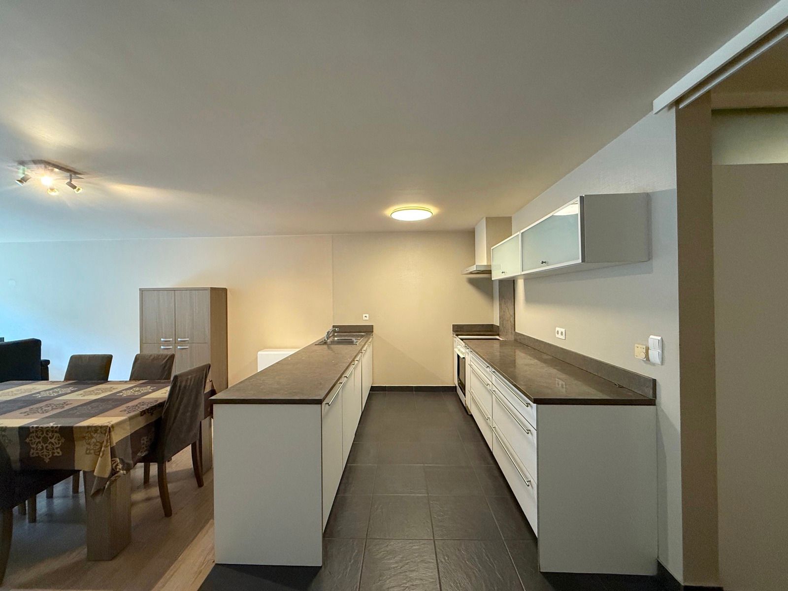 Gezellig appartement met twee slaapkamers en tuintje foto 5