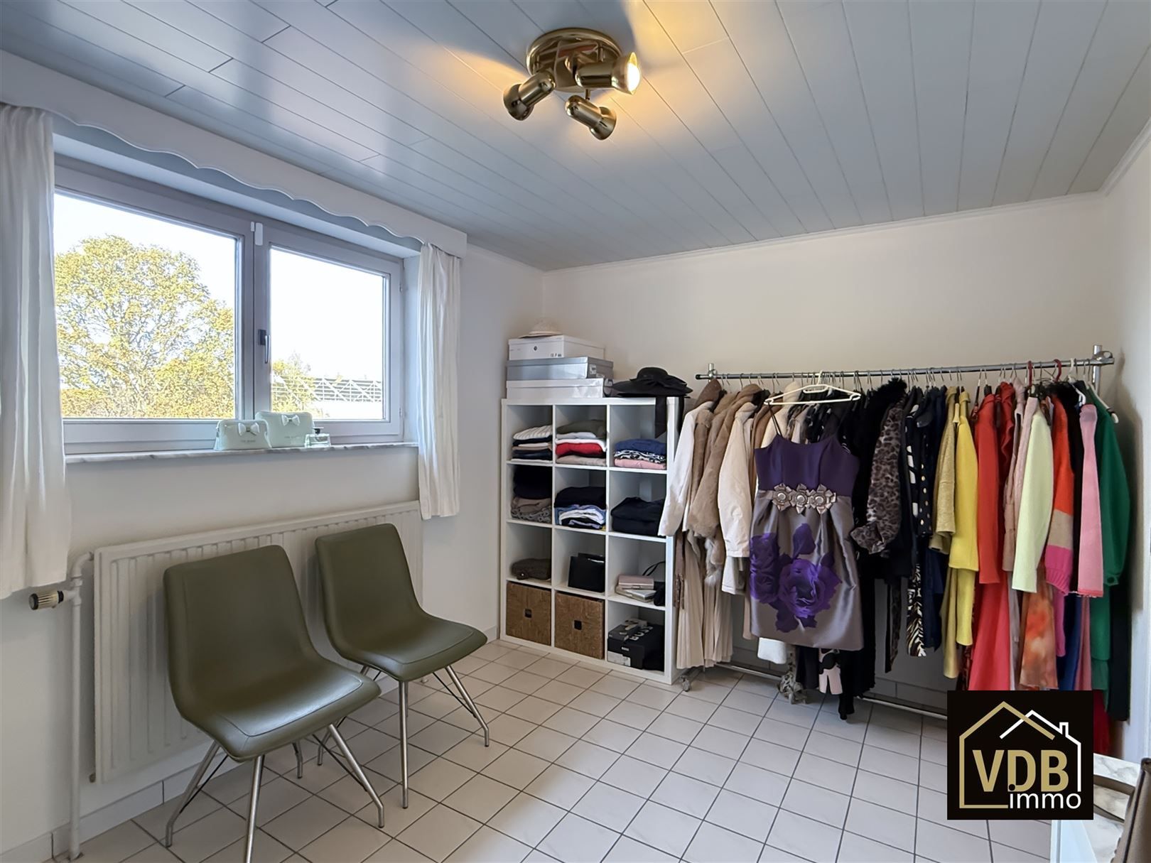 Instapklare halfopen bebouwing met 3 slaapkamers foto 63