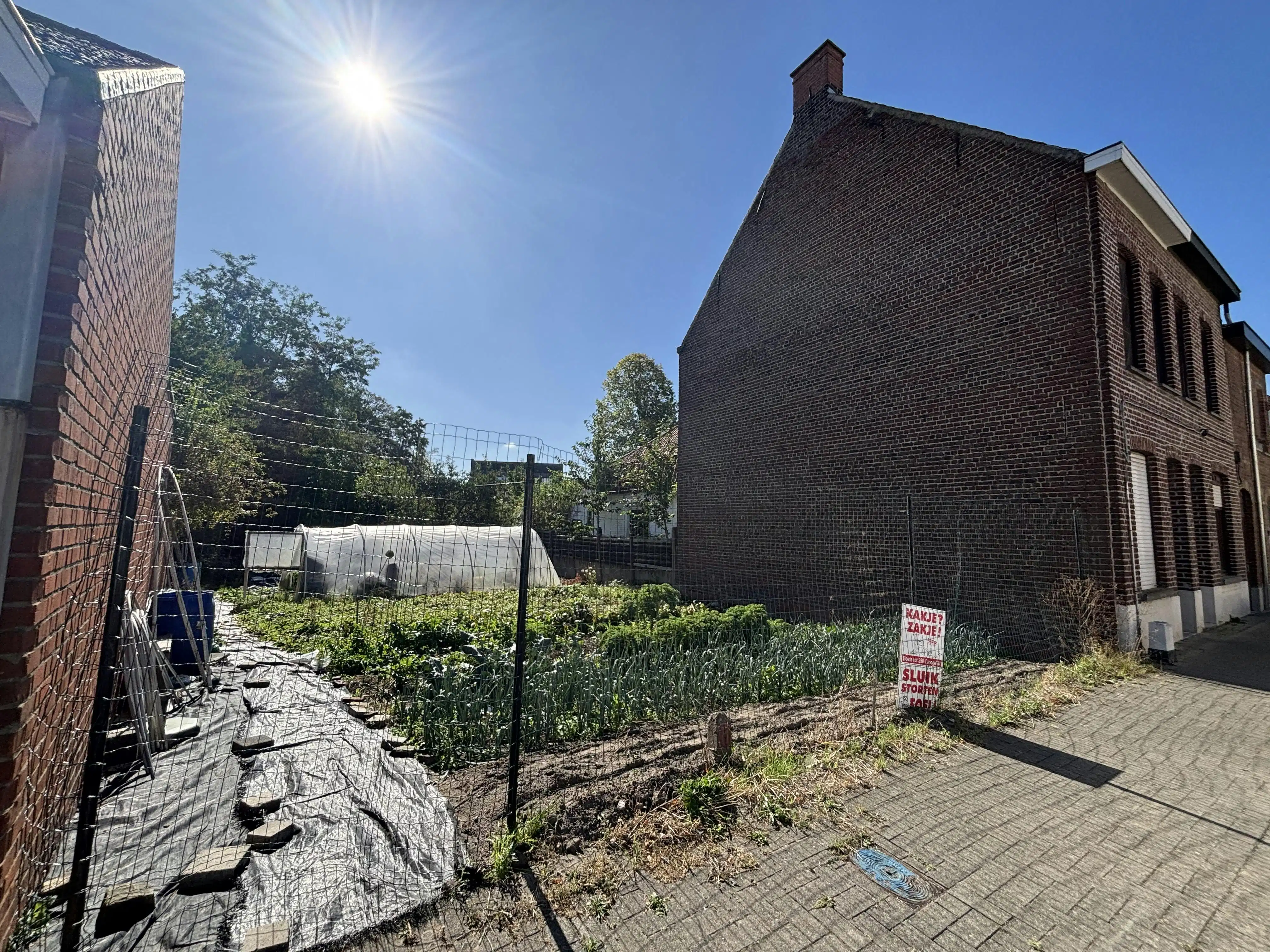 Bouwgrond zonder bouwverplichting in Meulebeke te koop! foto 3