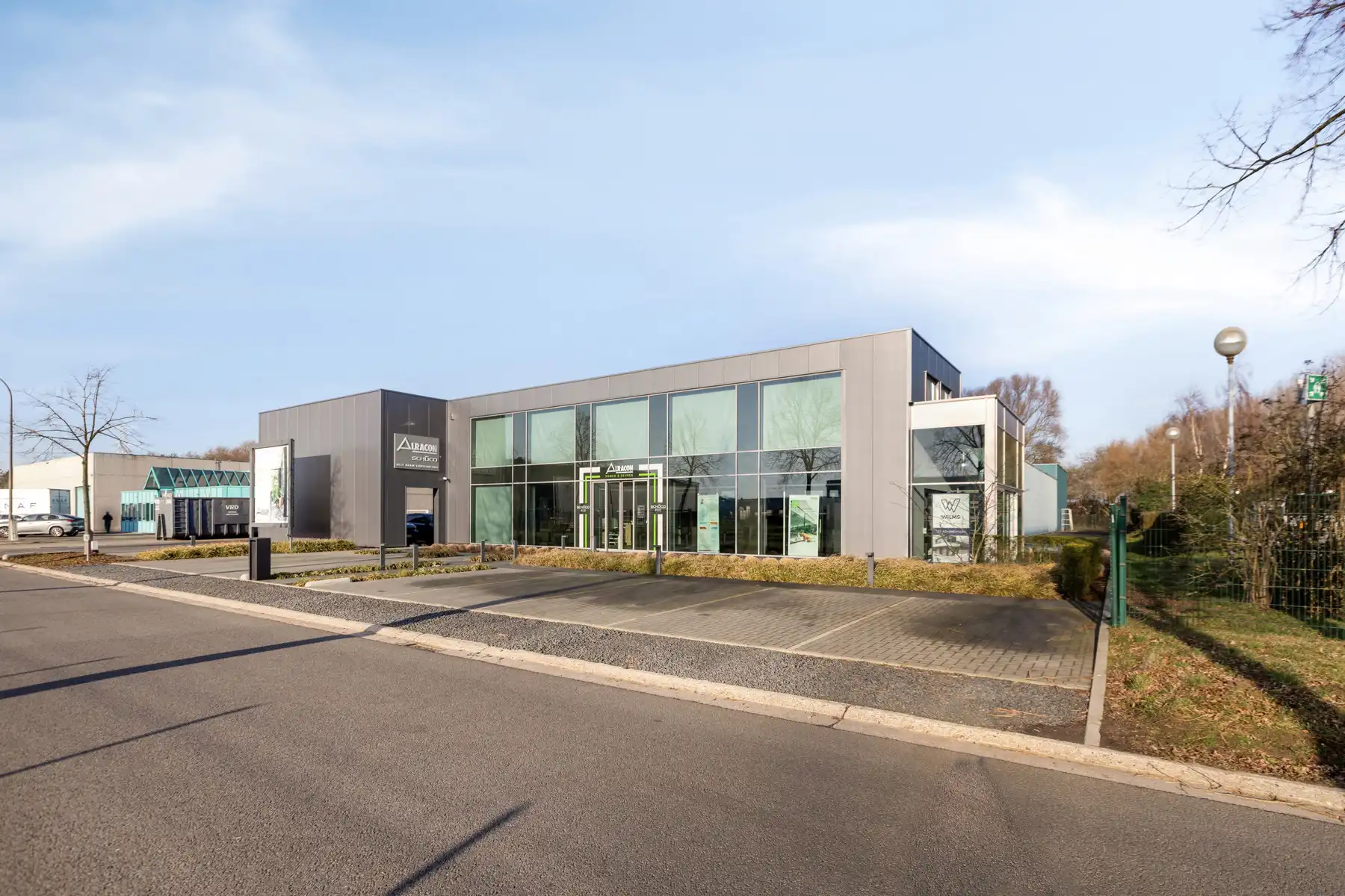 Industriegebouw met tal van mogelijkheden foto 5