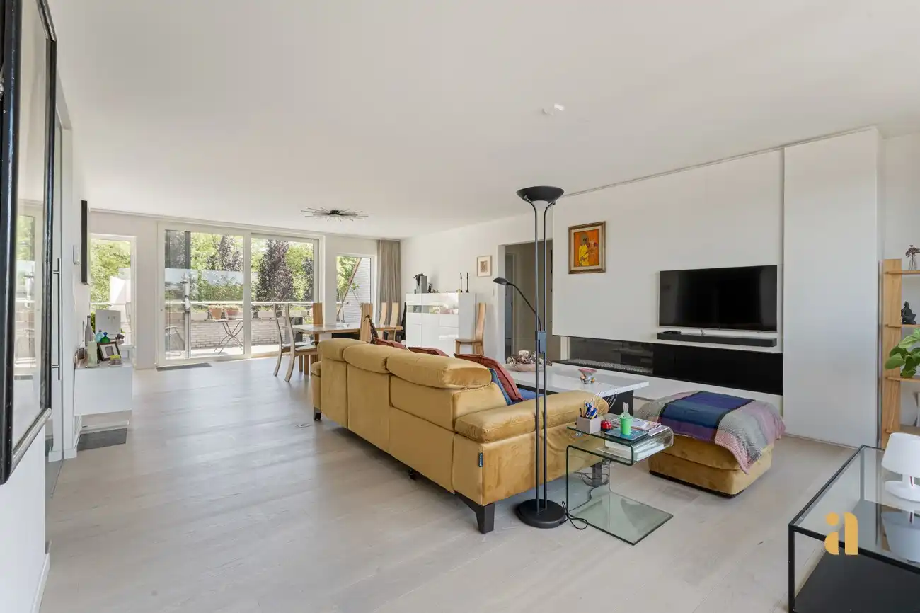 Uniek appartement met 2 terrassen én prachtig zicht foto 5