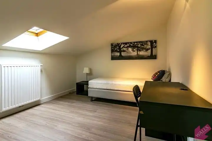 Wonen aan de voet van het station te Berchem foto 14