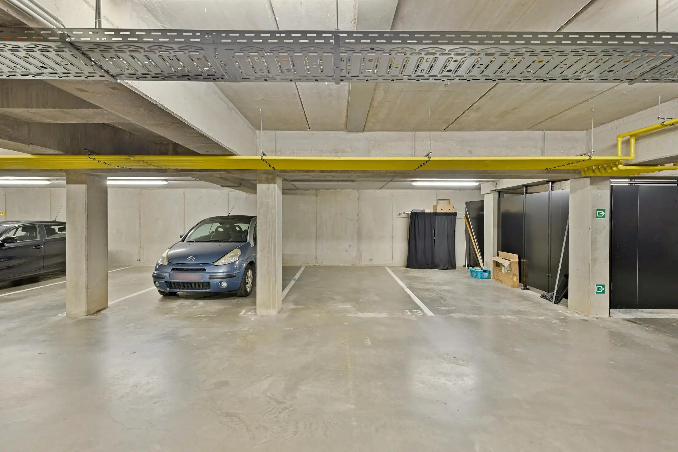 Modern en instapklaar appartement te koop in Roeselare foto 13