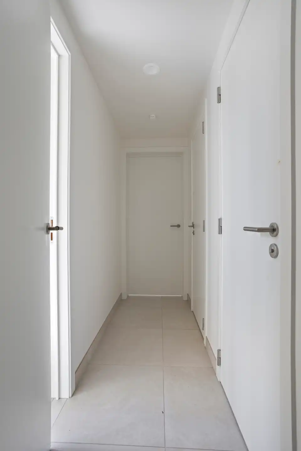 Nieuw appartement met 2 slaapkamers in een ideale omgeving foto 19