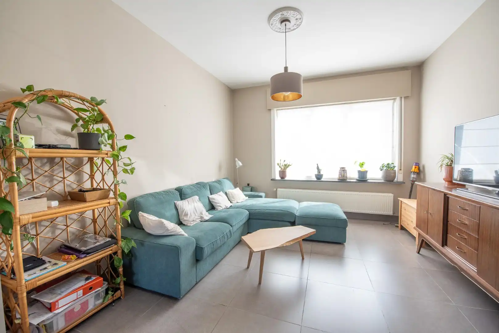 Charmante en goed onderhouden woning te huur nabij station van Waregem foto 2