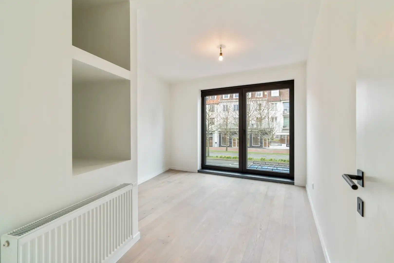 Prachtige luxueus gerenoveerd appartement op het eerste verdiep! foto 11