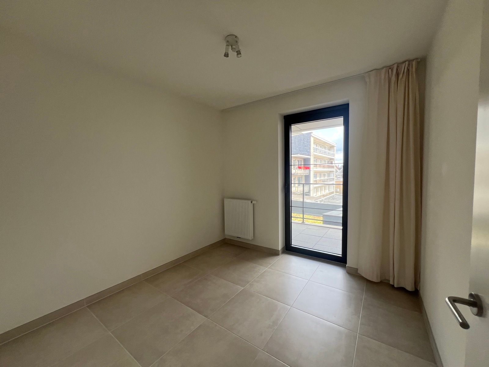 NIEUWBOUWAPPARTEMENT TE HUUR OP TOPLOCATIE IN CENTRUM ASSE foto 10