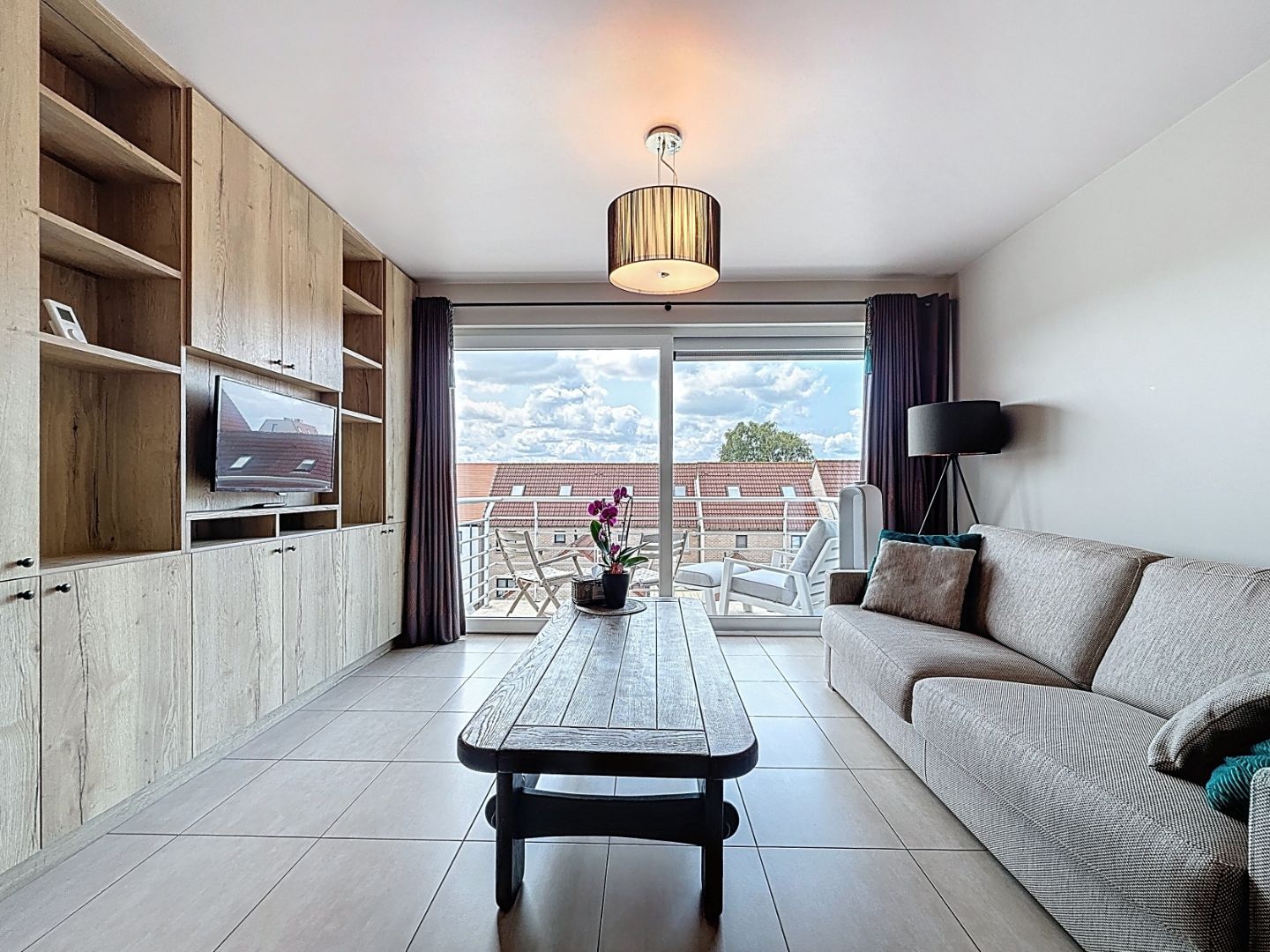 Instapklaar appartement met zuid-gericht terras te Nieuwpoort. foto 2