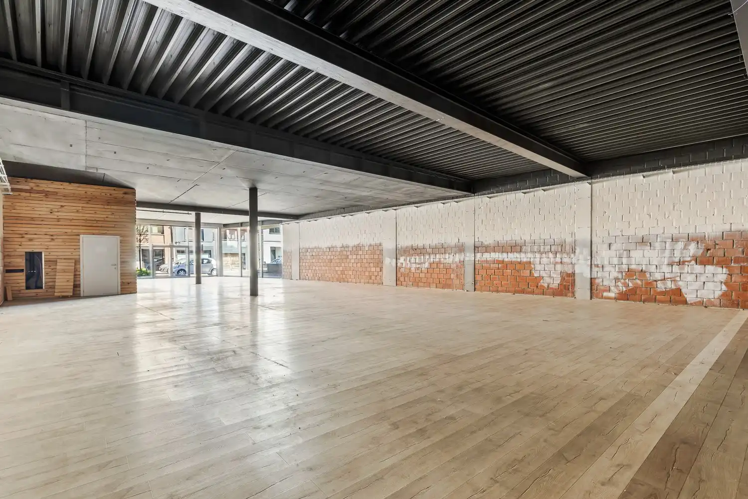 In te richten handelsgelijkvloers op toplocatie te Keerbergen foto 11