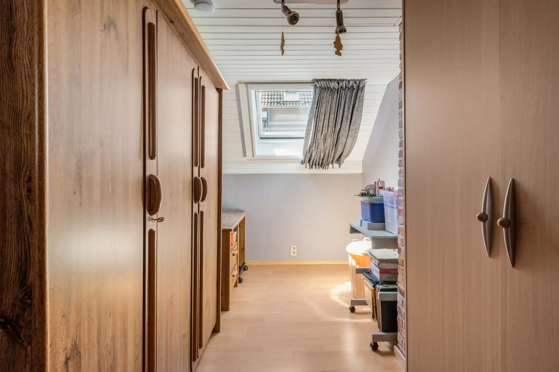 Centraal en strategisch gelegen halfopen woning foto 16