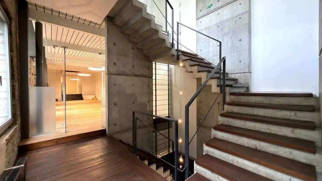 Kantoorruimte te huur in historisch pand in hartje Antwerpen foto 10