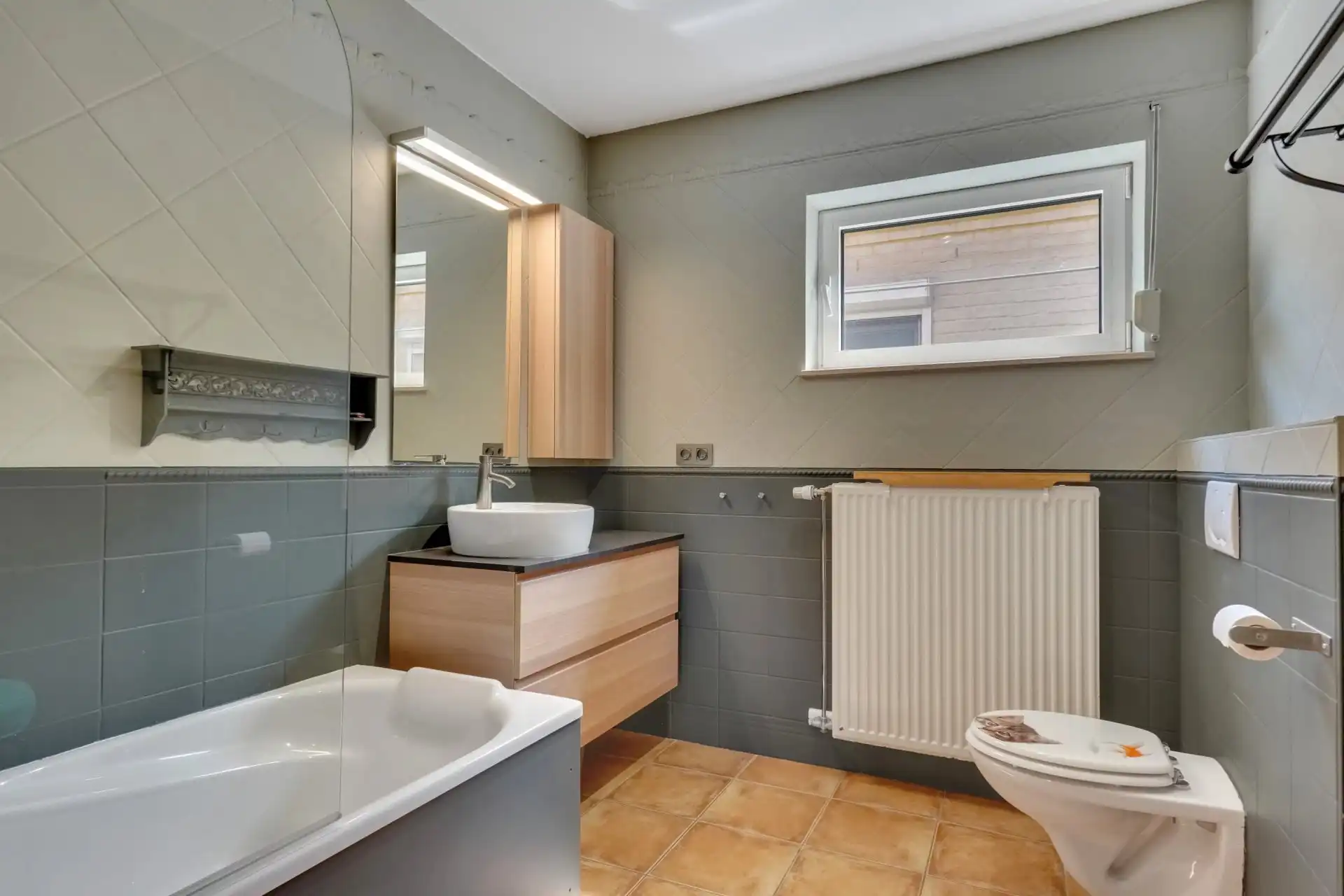 Appartement met twee slaapkamers, terras en garage foto 10