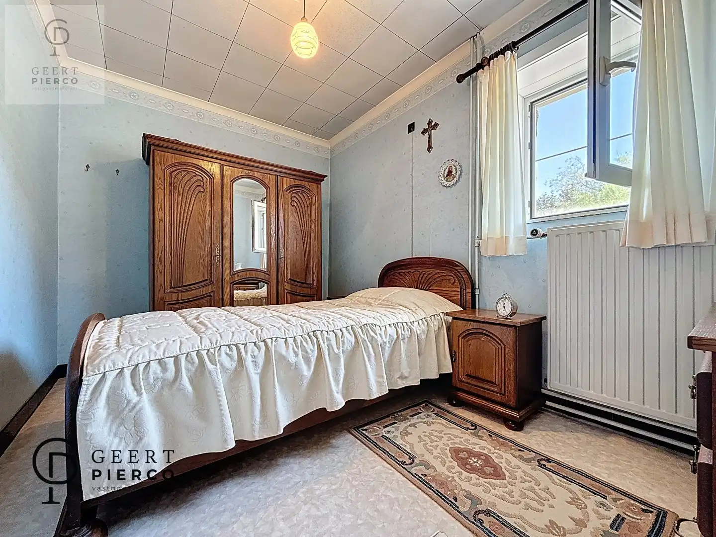 Charmante woning met schuur foto 14