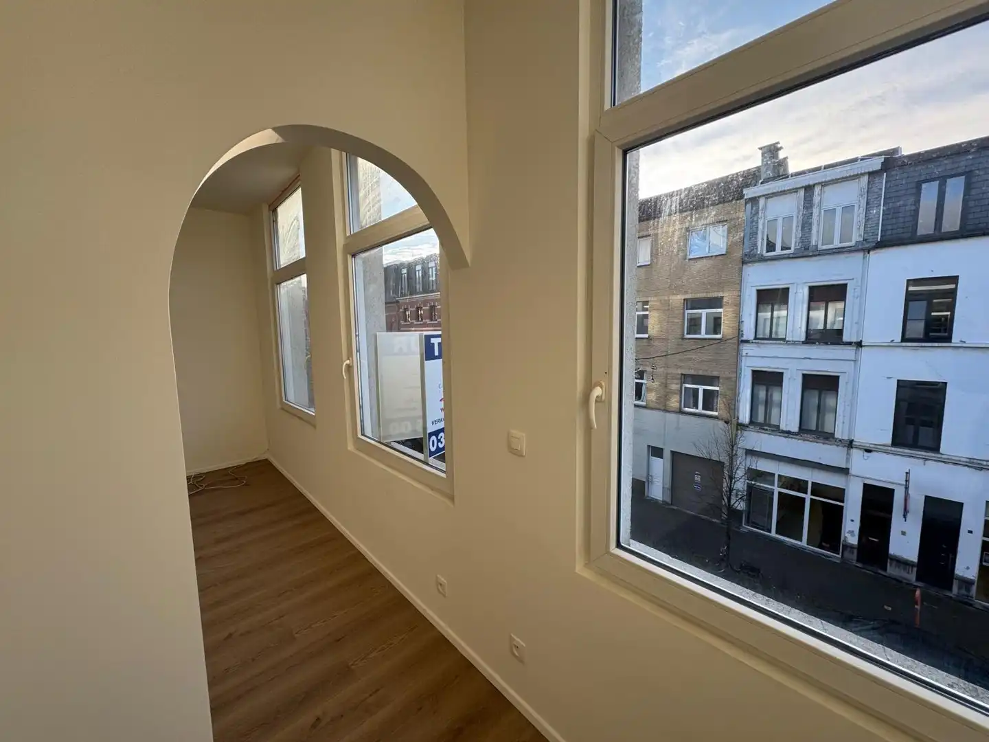 GERENOVEERD APPARTEMENT -2 SLAAPKAMERS foto 7