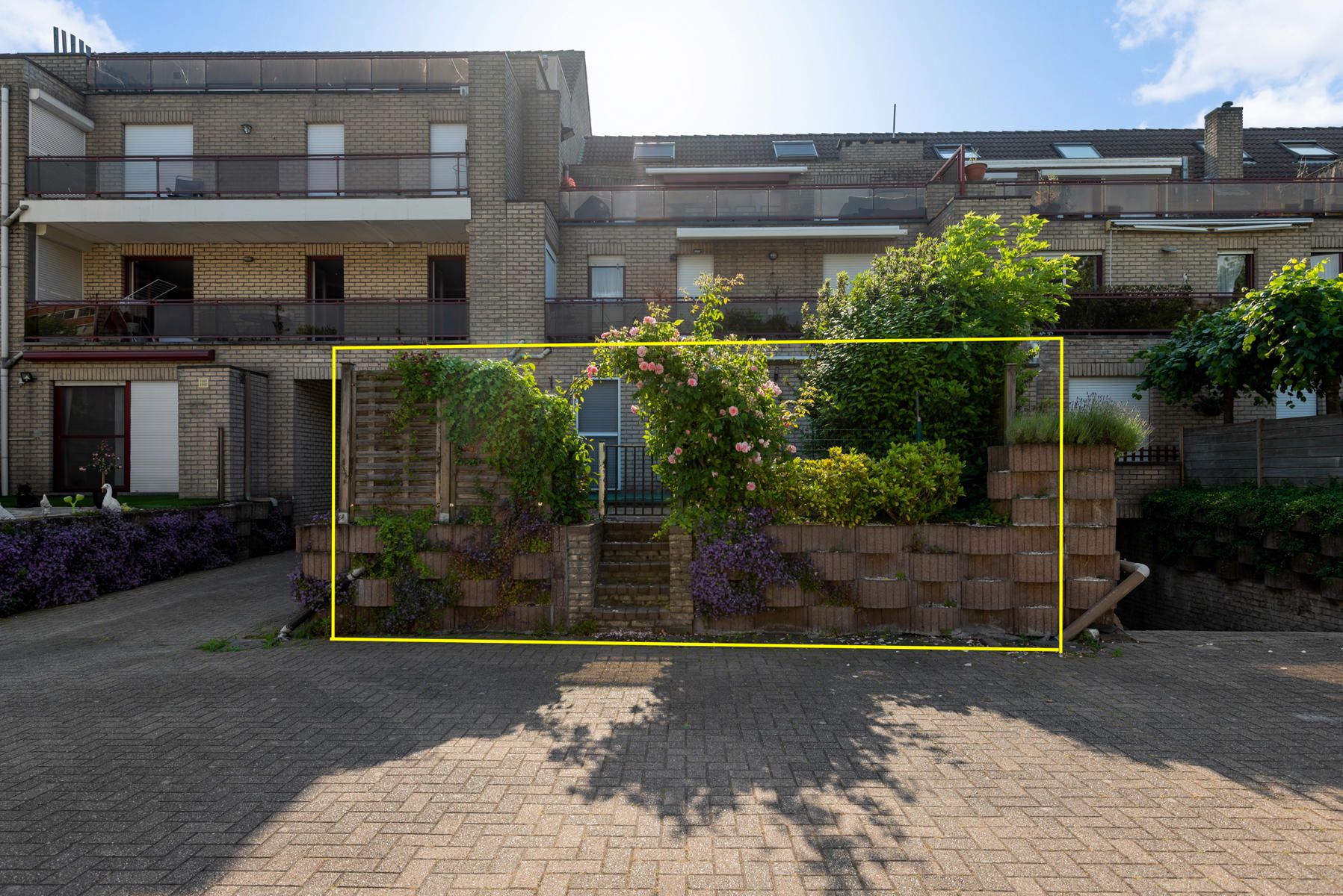 Gelijkvloers appartement met tuin en ondergrondse garagebox foto 4