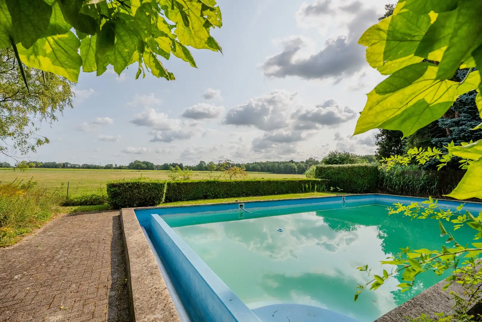 Villa met vergezicht en zwembad in Brasschaat foto 37