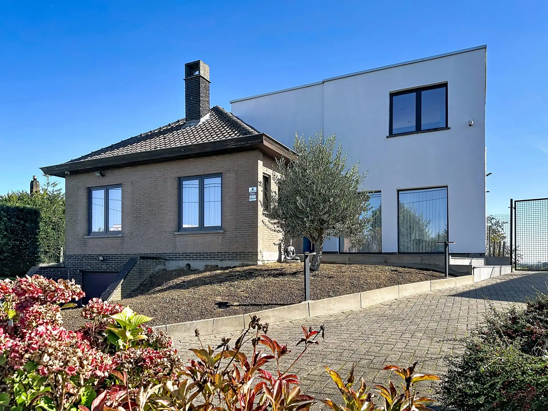 Gerenoveerde villa met uitzicht over de Pajotse weilanden foto 2