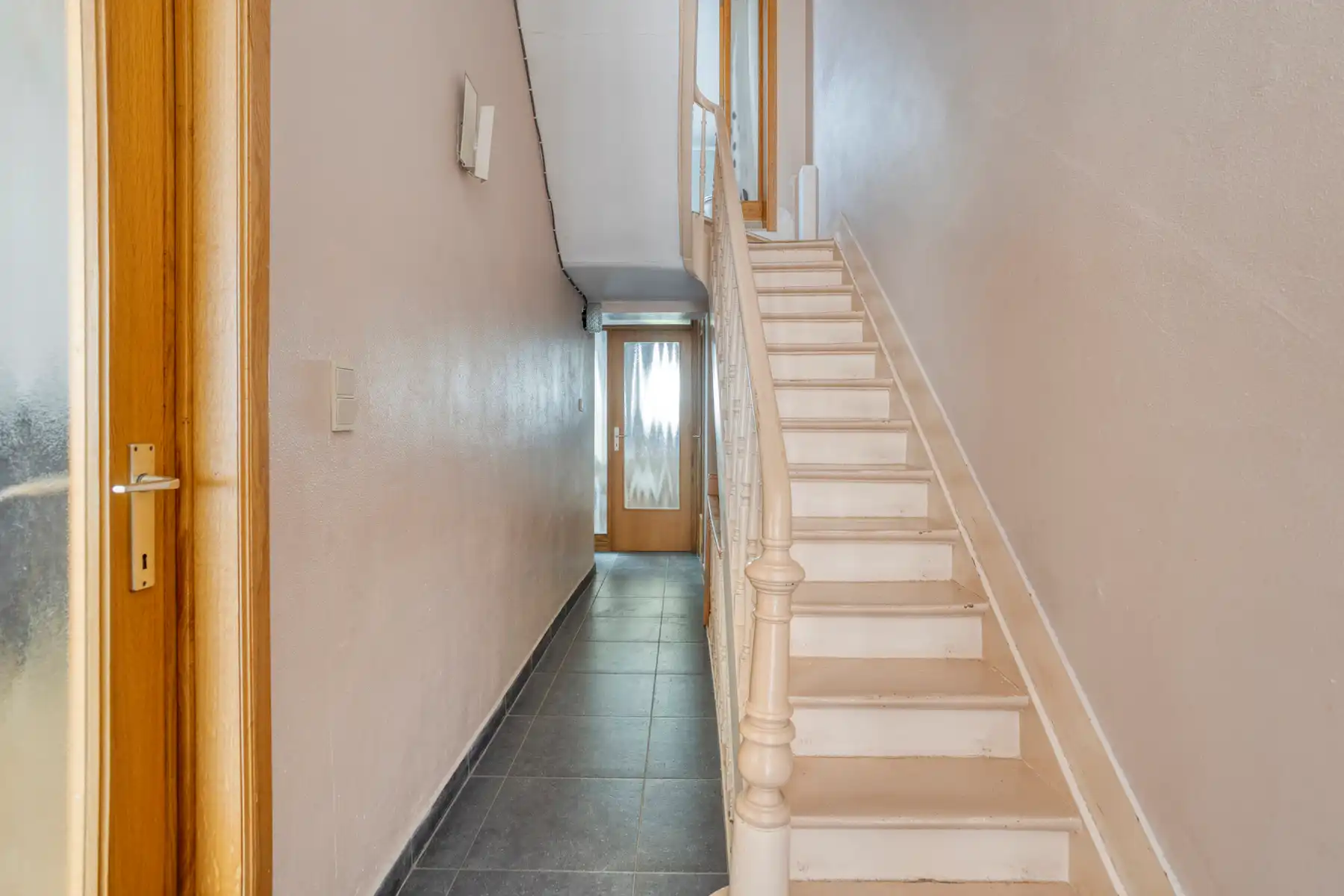 ***ONDER COMPROMIS*** Ruime herenwoning op topligging foto 13