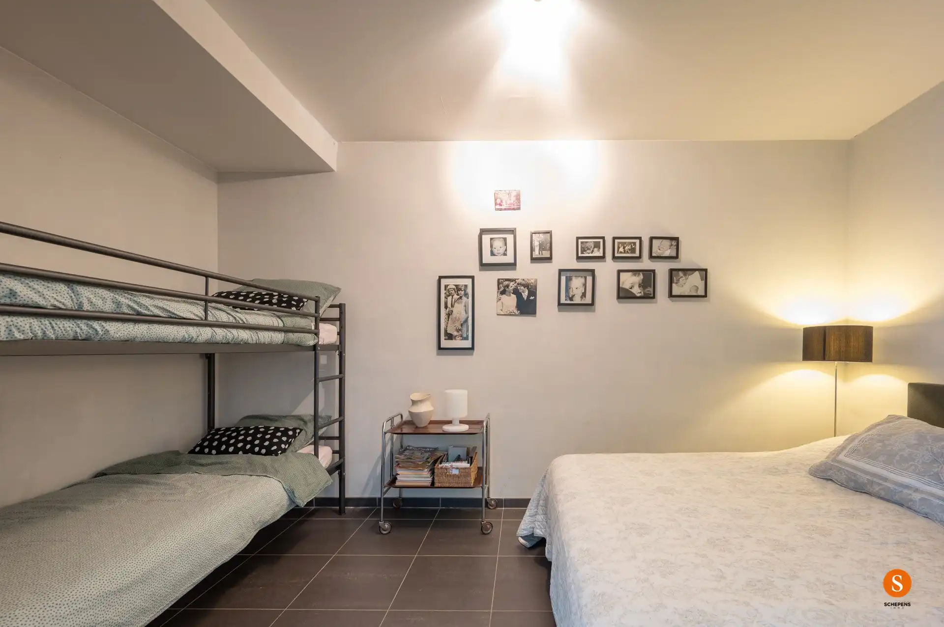 Stijlvol gelijkvloers appartement met private tuin nabij zee in De Haan. foto 10