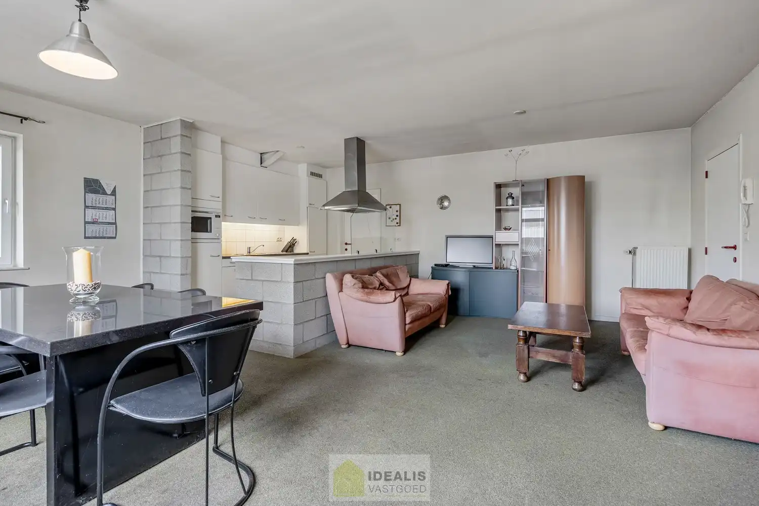 IDEALIS VASTGOED – Industrieel bedrijfsgebouw van maar liefst +-5000m² bruikbare oppervlakte, bestaande uit bedrijfshallen, kantoor- en vergaderruimtes en een appartement met een centrale ligging op industrieterrein Genk Zuid op een perceel van 10.326m² (1,03 hectare). foto 43