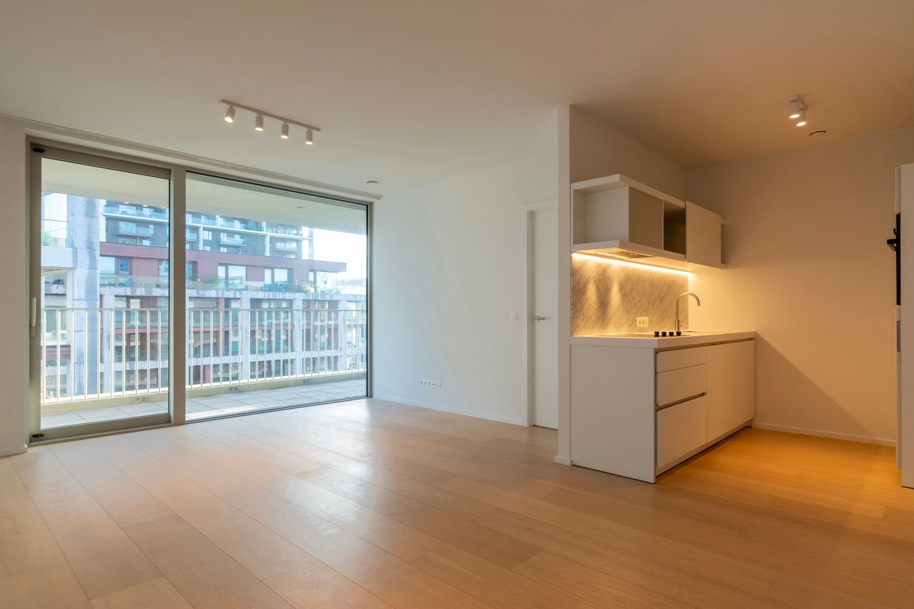 Prachtig 1 kamer appartement met zicht op de Schelde foto 2