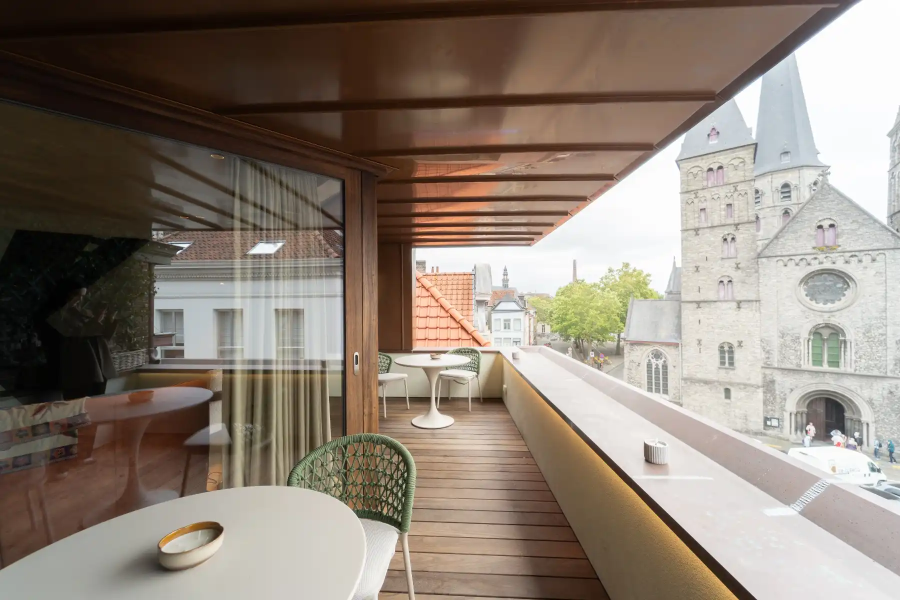 Exclusieve woning in hartje Gent foto {{pictureIndex}}