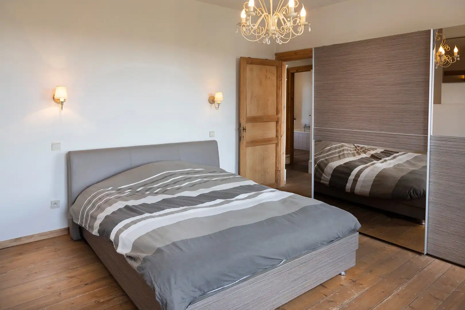 Karaktervolle woning met 4 kamers en gezellige binnentuin. foto 13