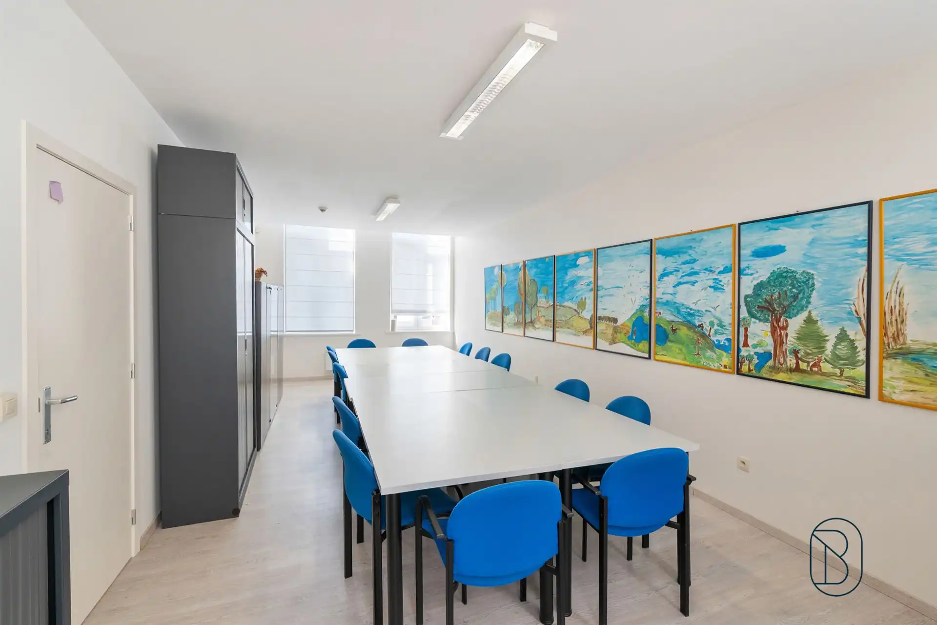 TOPgelegen project: herenwoning, garages, woonst en app. foto 13