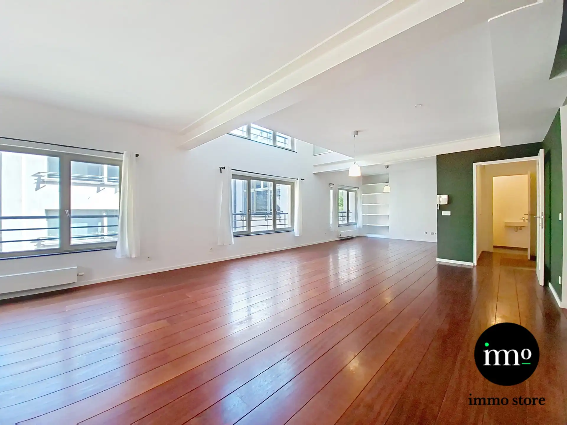 Instapklare duplex met ruim dakterras foto {{pictureIndex}}