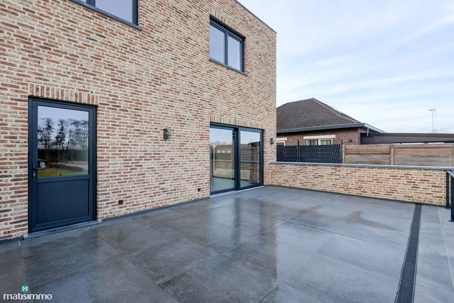 RECENTE ENERGIEZUINIGE GEZINSWONING GELEGEN OP EEN ZEER RUSTIGE LOCATIE TE RIEMST foto 21