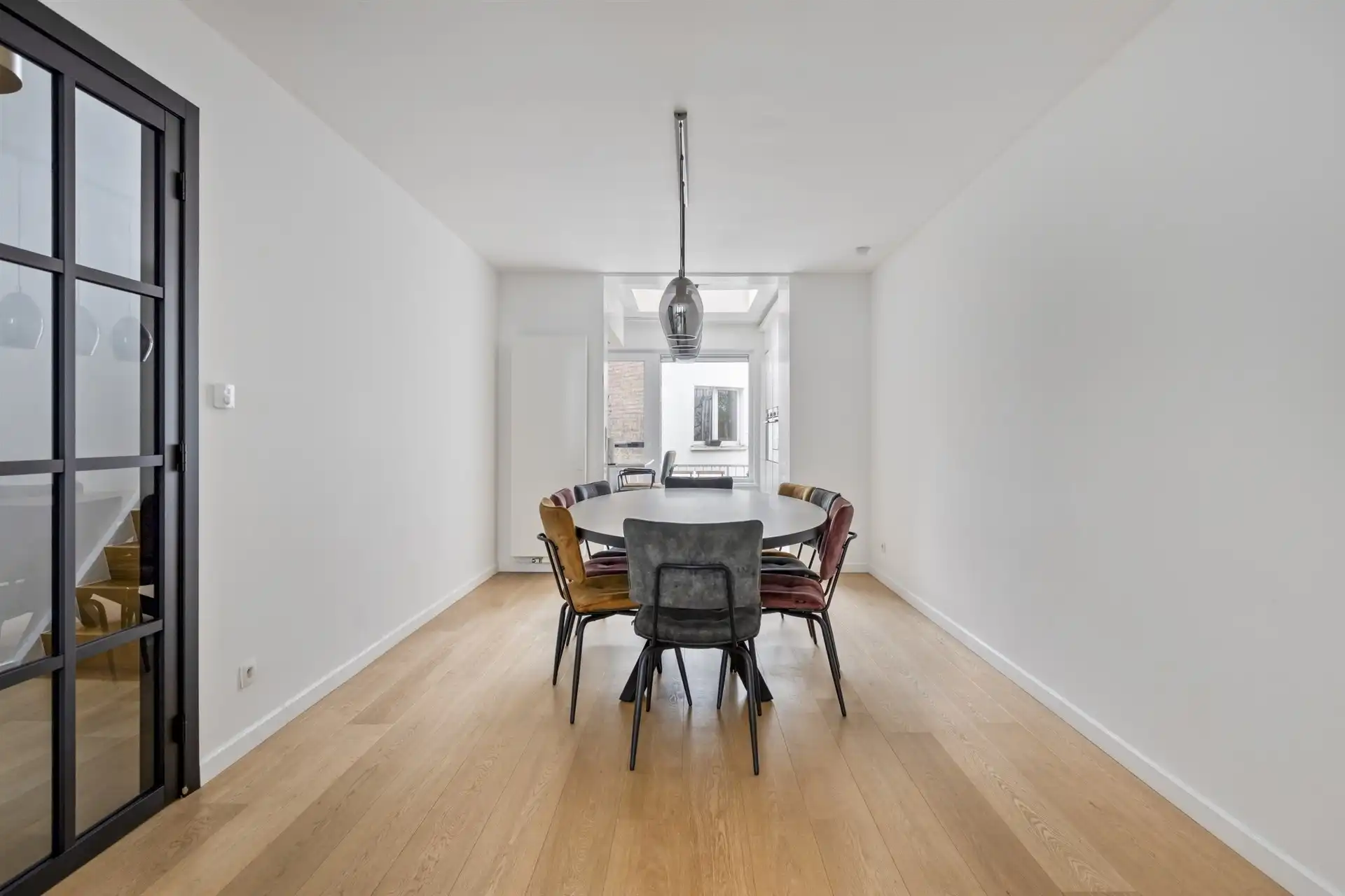 Prachtig authentiek herenhuis op toplocatie foto 3