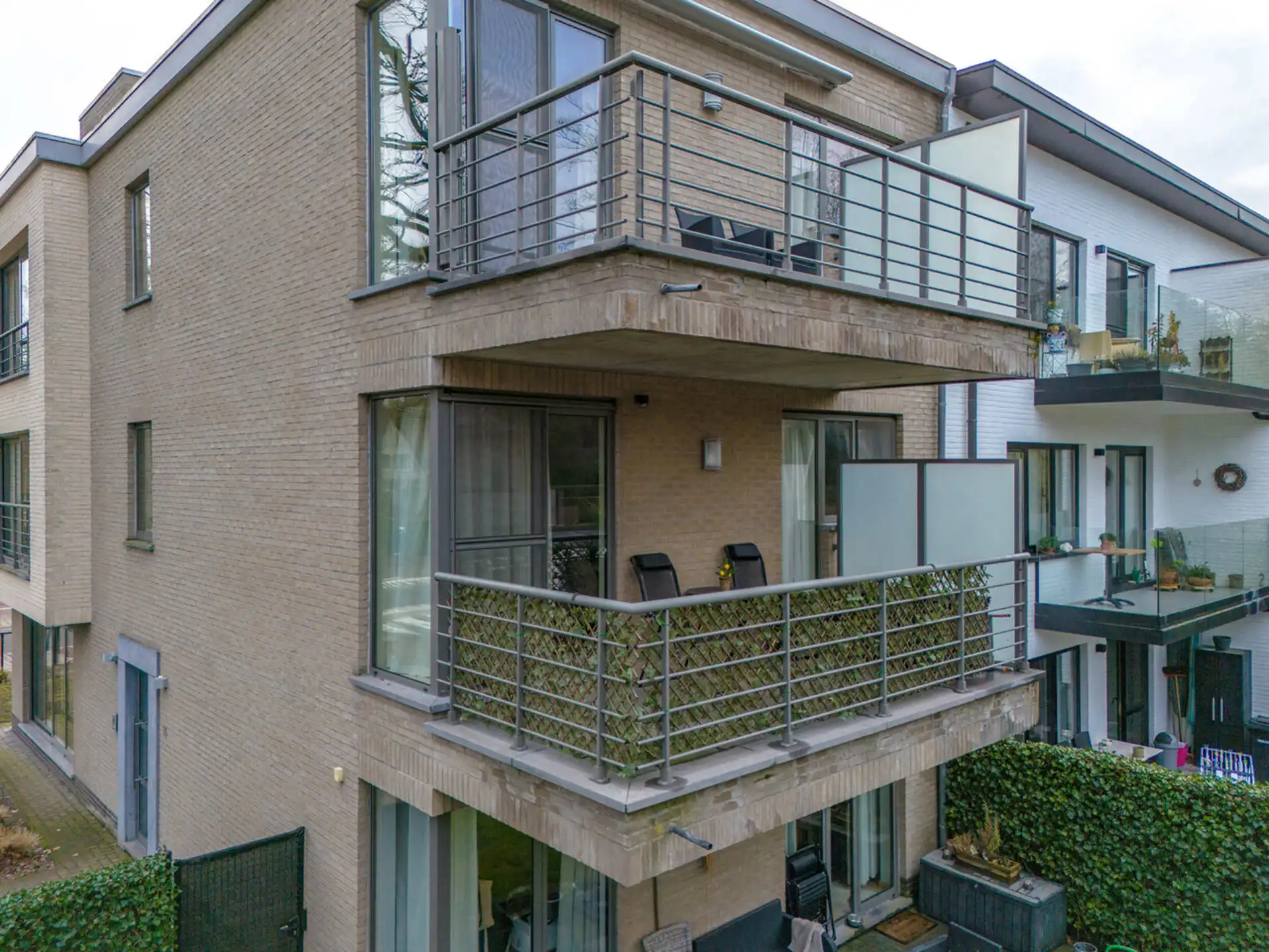 Hoekappartement met garagebox en staanplaats. foto 16