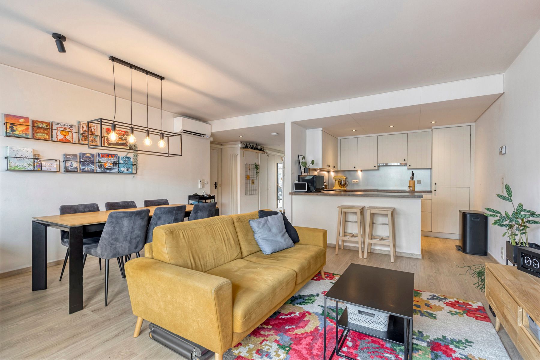 Instapklaar appartement met 2 terrassen in Sint-Niklaas foto 3