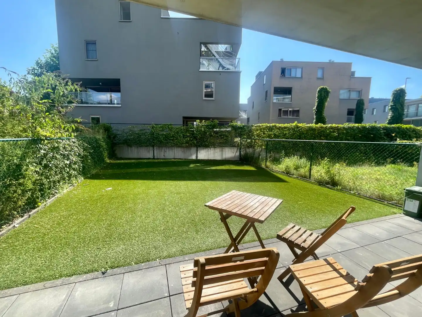 Gelijkvloersappartement met tuin nabij Sint-Pietersstation foto 6
