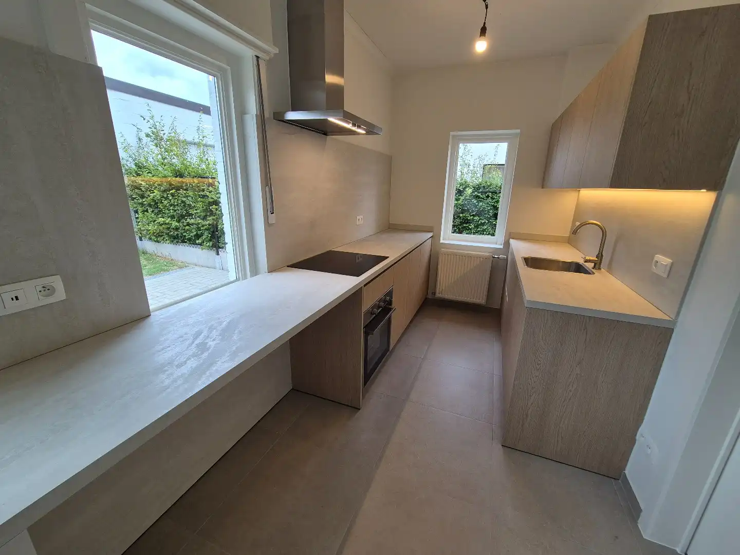 Prachtig gerenoveerde vrijstaande woning met ruime tuin. foto 4