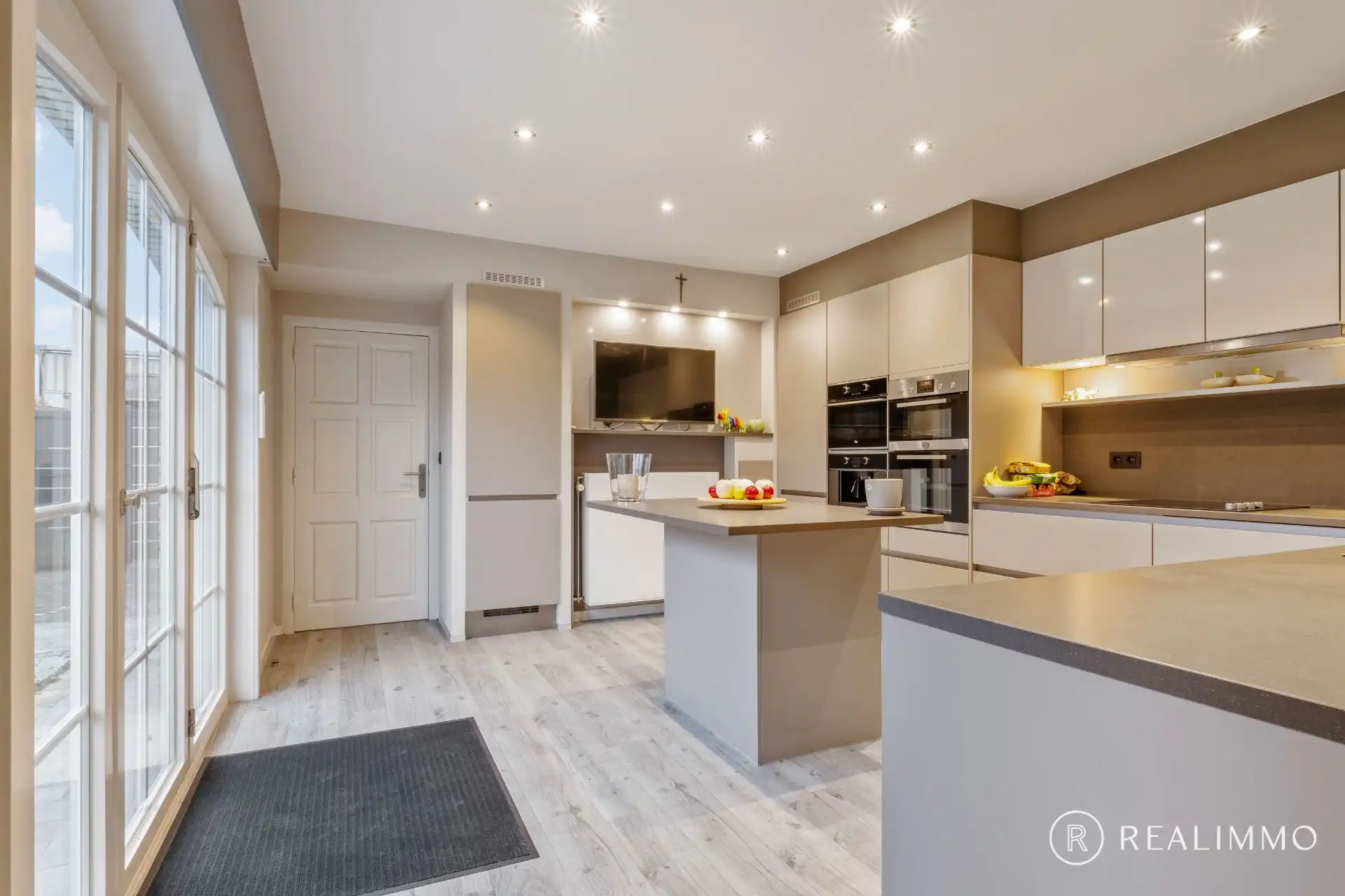 Pure luxe en ruimte op topligging in Waregem foto 5