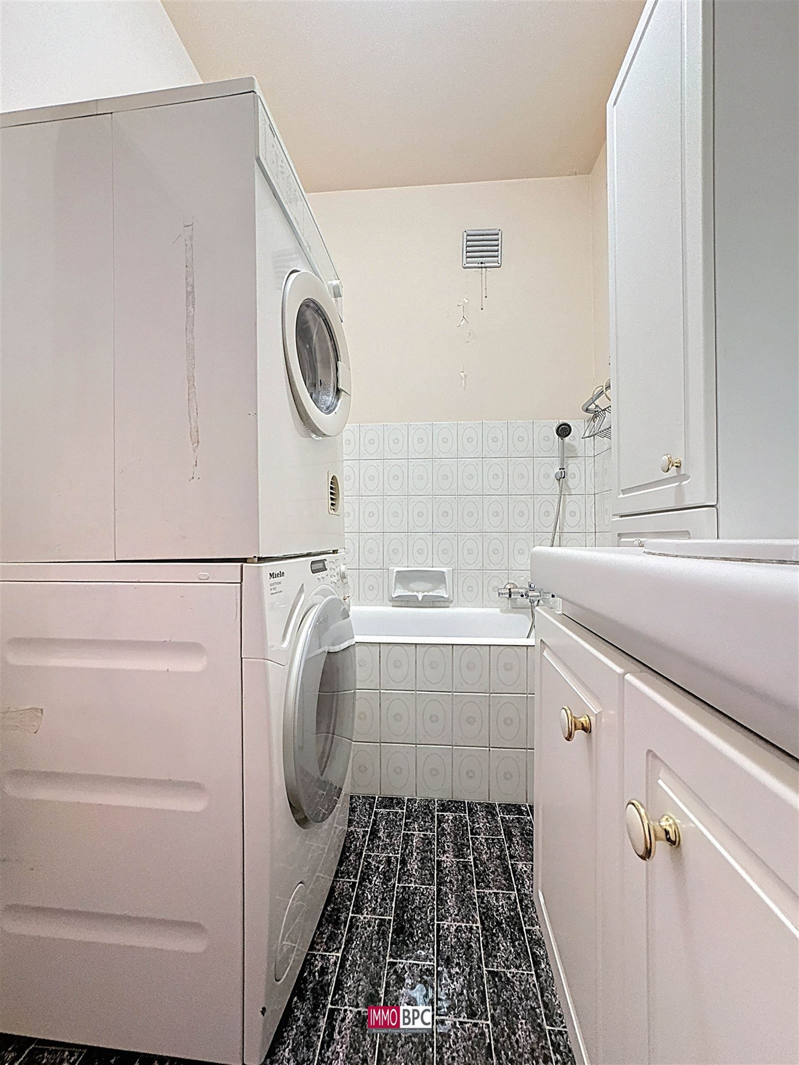 dit prachtige appartement in Ganshoren, waar ruimte, comfort en een indrukwekkend uitzicht  foto 19