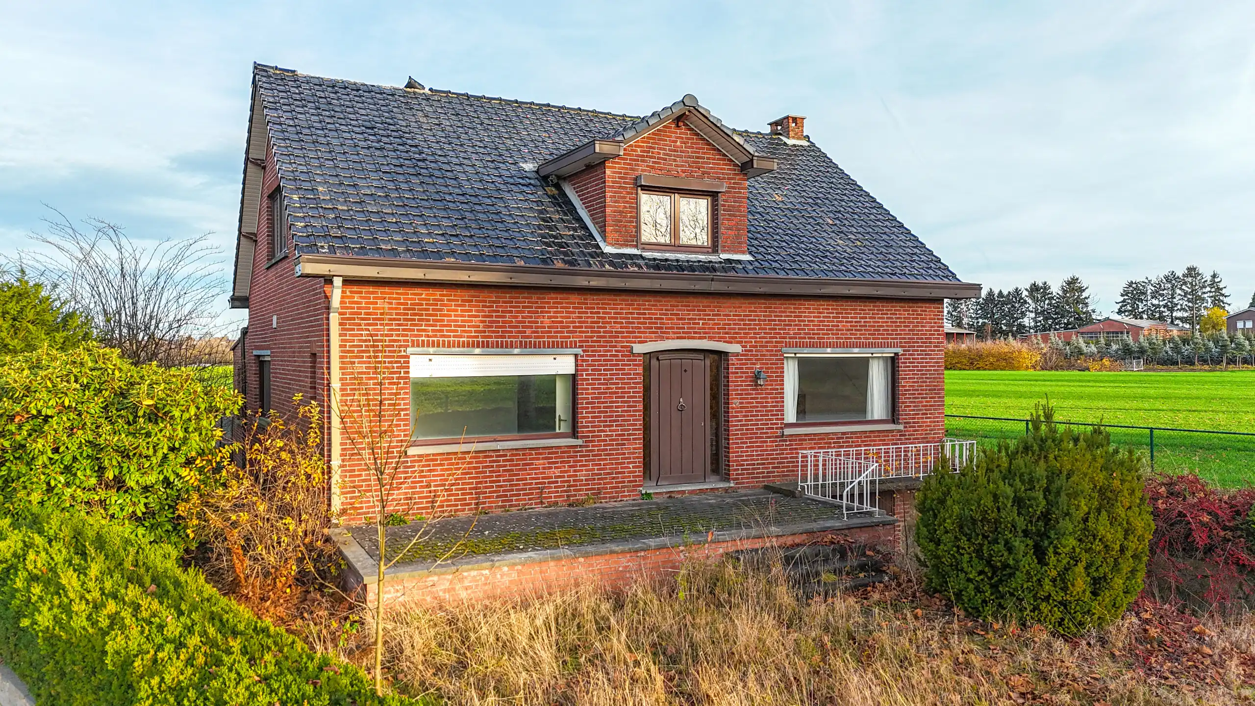 Charmante woning met potentieel tussen Kortessem–Tongeren! foto 2
