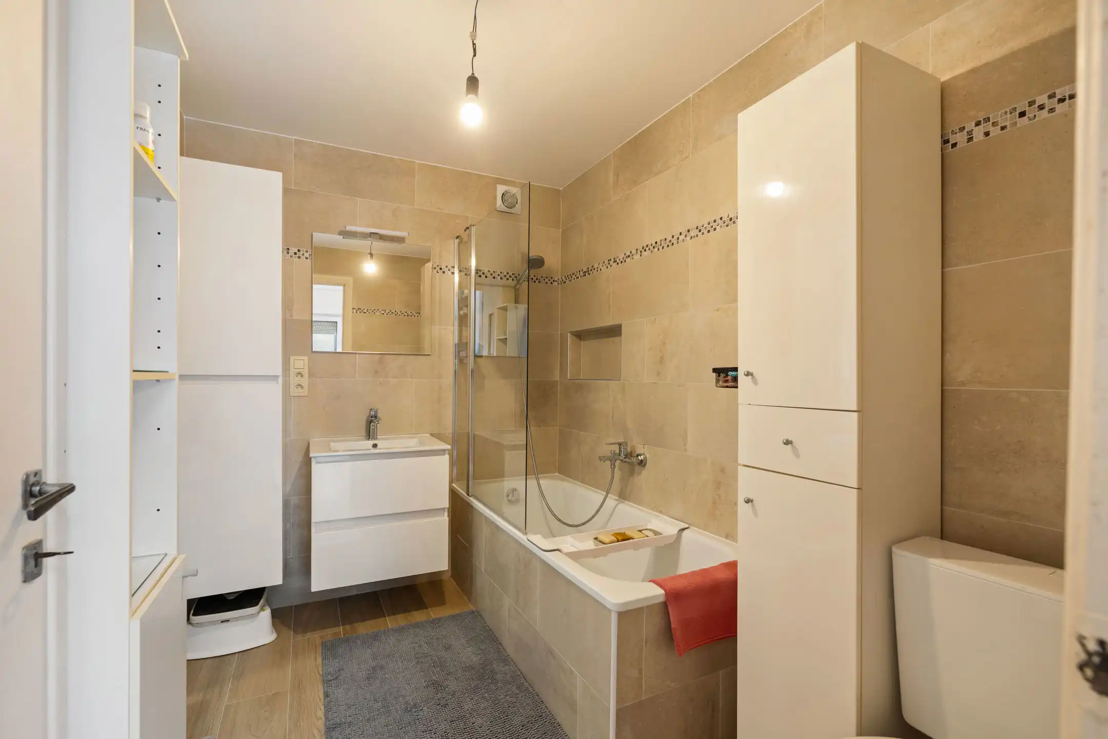 Solide 4 gevelwoning met tuin en garage nabij centrum Galmaarden foto 19