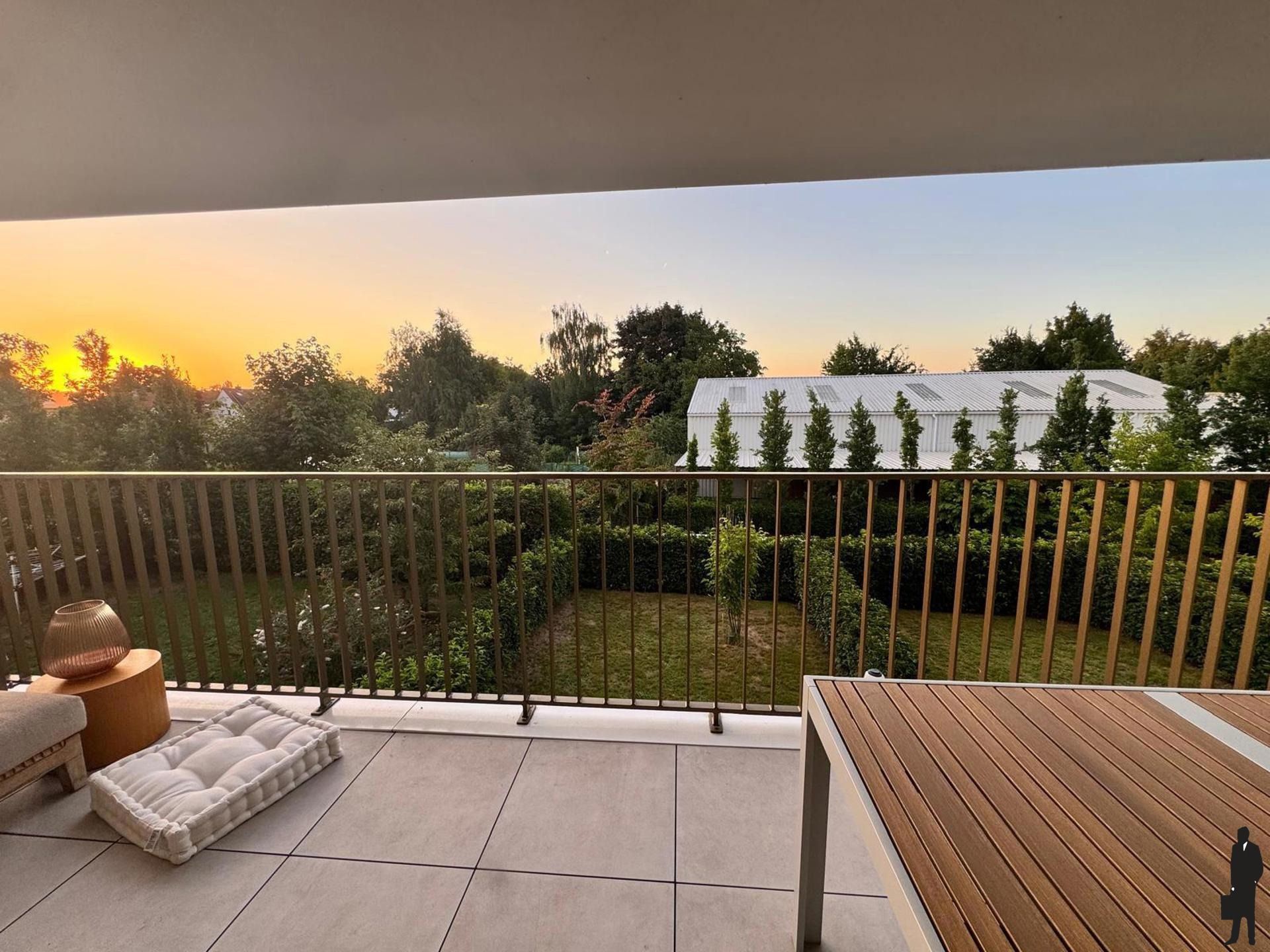 Recent appartement met 2 ruime slpks & terras met groenzicht foto 10