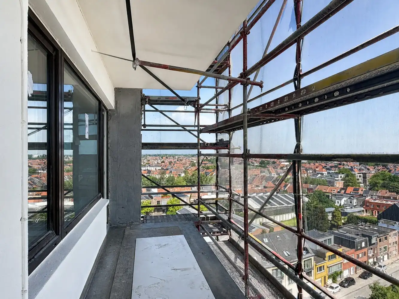 Hoogwaardig gerenoveerd appartement met 3 slaapkamers en uitzicht over Gent foto 4