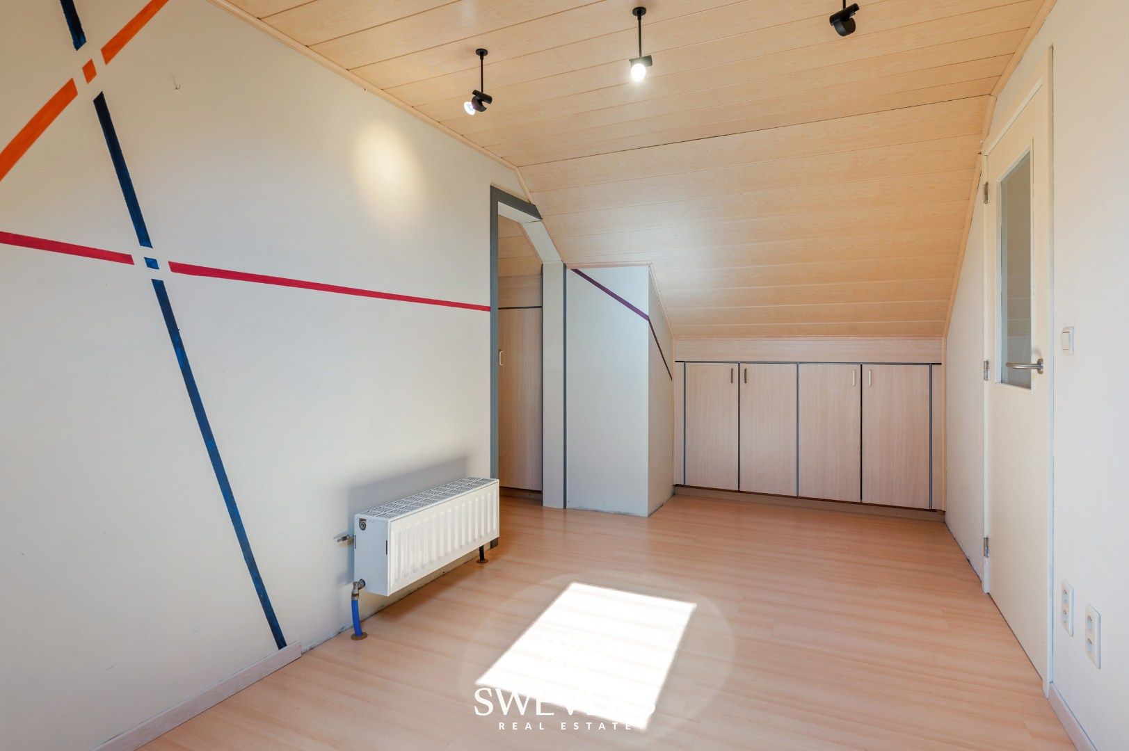 Riante splitlevelwoning op ruim perceel foto 26