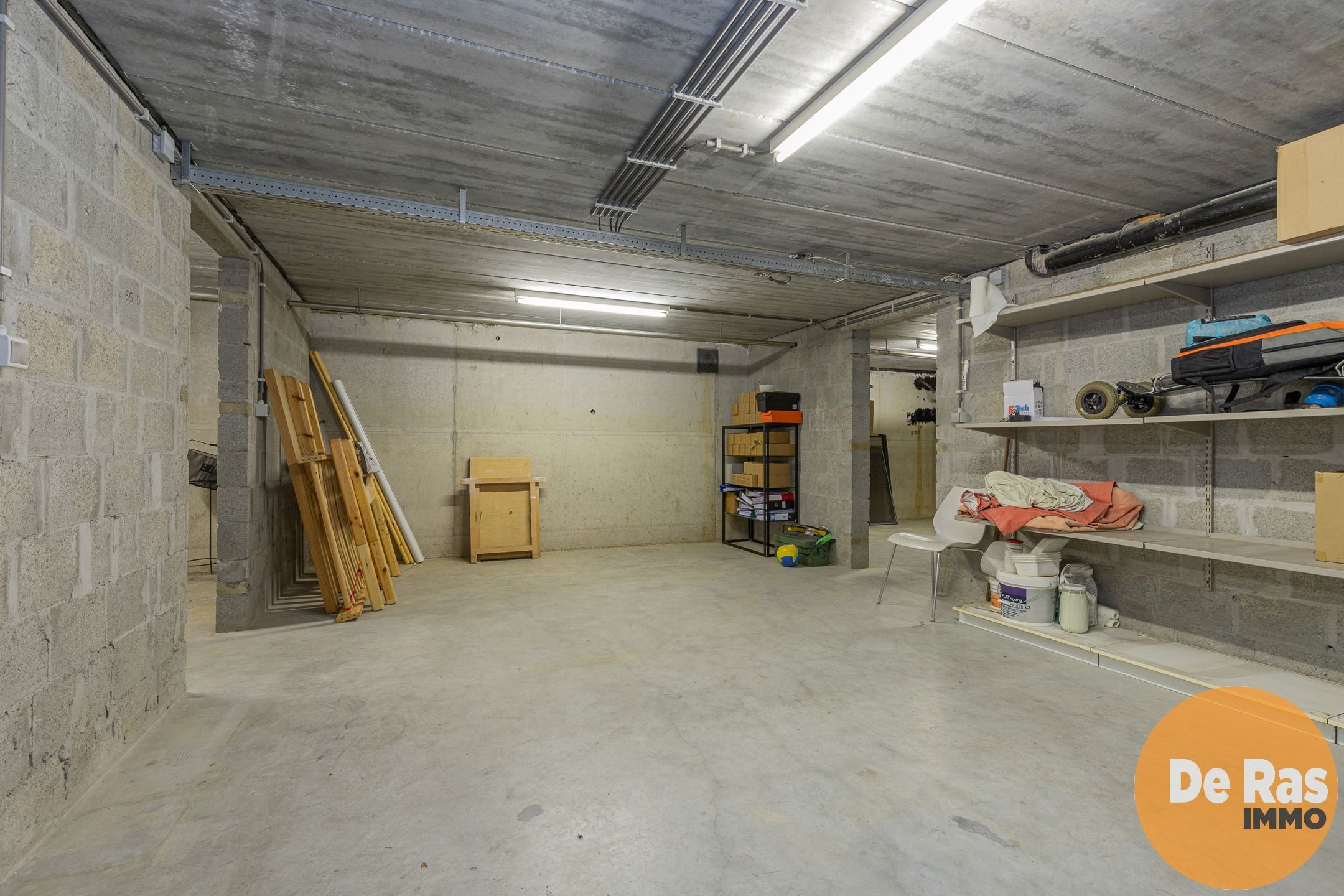 GIJZEGEM - Ruime woning met praktijkruimte foto 38